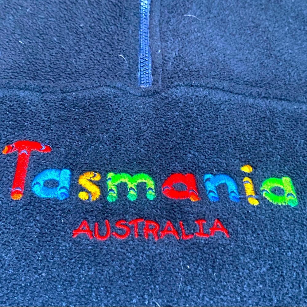 Vintage Tasmania fleece Quarterzip